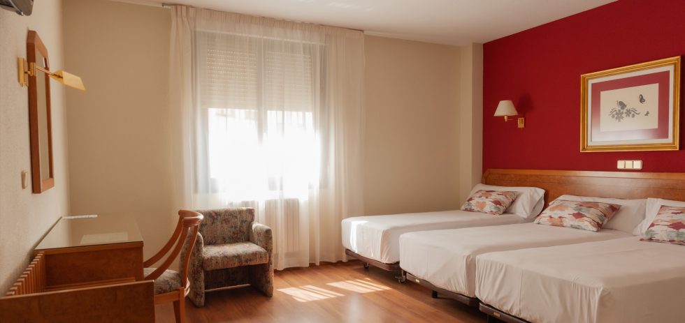 hotel avila centro carmelo habitaciones triples cab